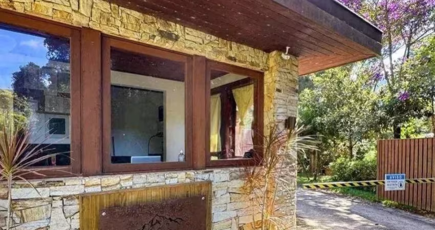 Excelente Terreno à venda em Araras, Petrópolis, no Condomínio Rock Valley com 7469 m²