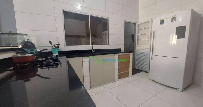 Casa à Venda com 170m² no Recanto Campy, Carapicuíba - Prox. Vila Menk/SP