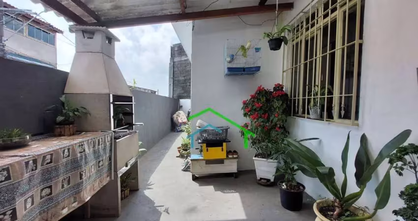 Casa com 3 quartos à venda na Rua Ribeirão Corrente, 200, Jardim Ana Estela, Carapicuíba