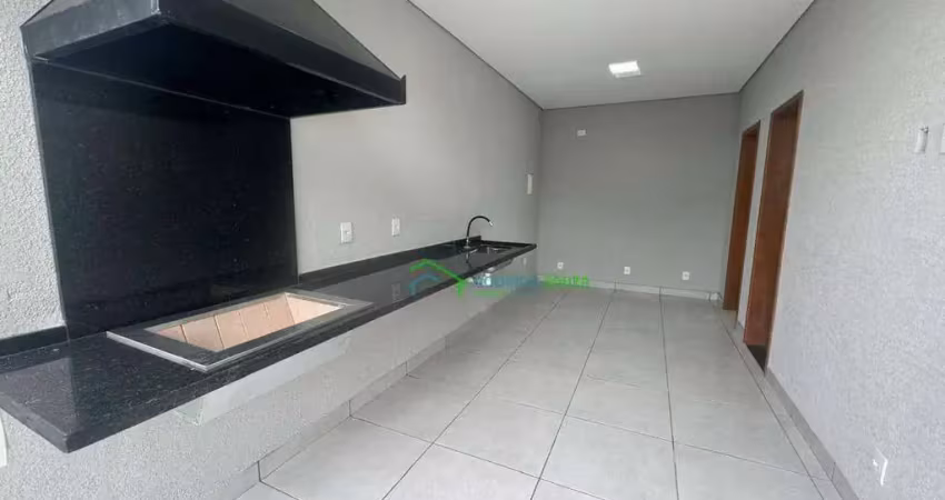 Casa Nova com 3 Dorms (1 Suíte), Área de Churrasco e Vista para o Bosque - Pronta para Morar!