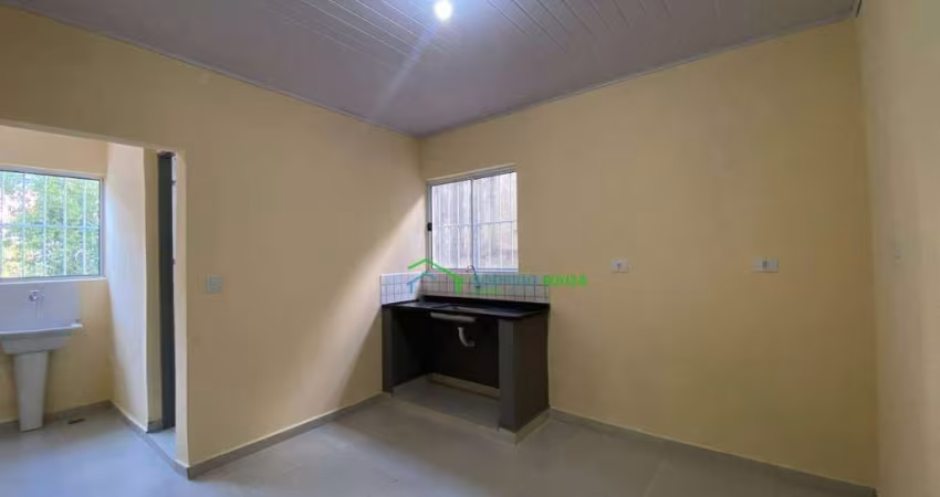 Casa com 2 dormitórios para alugar por R$ 2.000,00/mês - Jardim D Abril - Osasco/SP