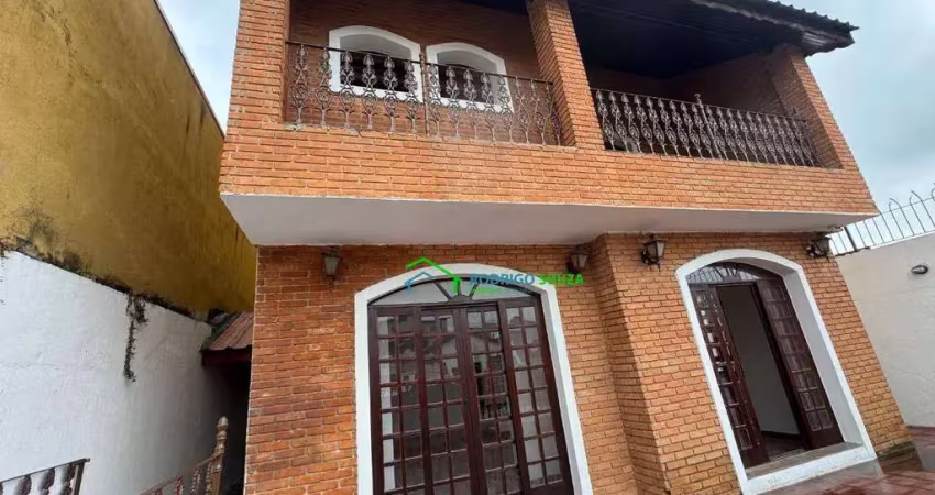 Casa com 3 dormitórios à venda, 540 m² por r$ 1.060.000,00 - centro - carapicuíba/sp