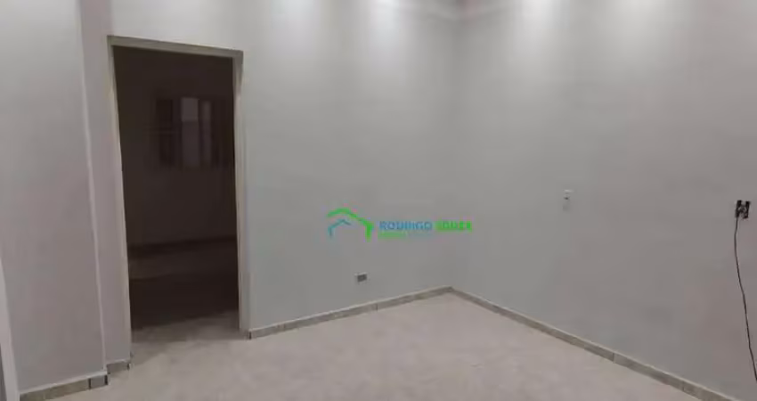 Casa com 1 dormitório para alugar, 50 m² por R$ 1.100,01/mês - Vila Dirce - Carapicuíba/SP