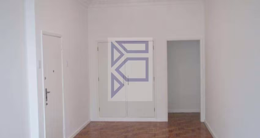 Apartamento para locação em Ipanema-RJ: 3 quartos, 1 sala, 2 banheiros, 1 vaga de garagem - 110m² de área!