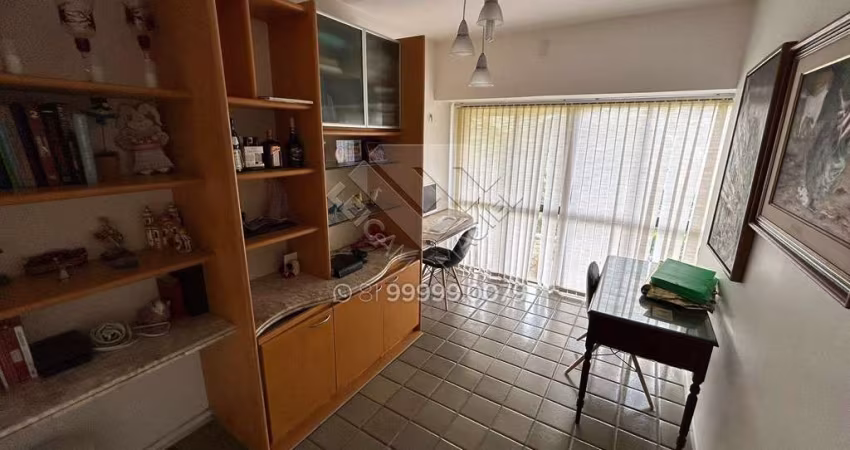 Venda Apartamento 254m² em Parnamirim - 4 Suítes por R$850mil