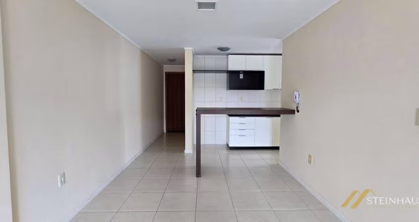 Apartamento com 2 dormitórios para alugar, 73 m² por R$ 2.574,00/mês - Velha - Blumenau/SC