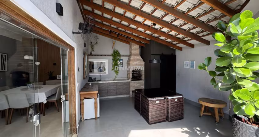Casa à venda com 3 quartos, sendo um deles uma suíte, energia fotovoltaica, boiler de 400 litros Bairro Jardim Nenê Gomes - Uberaba - MG