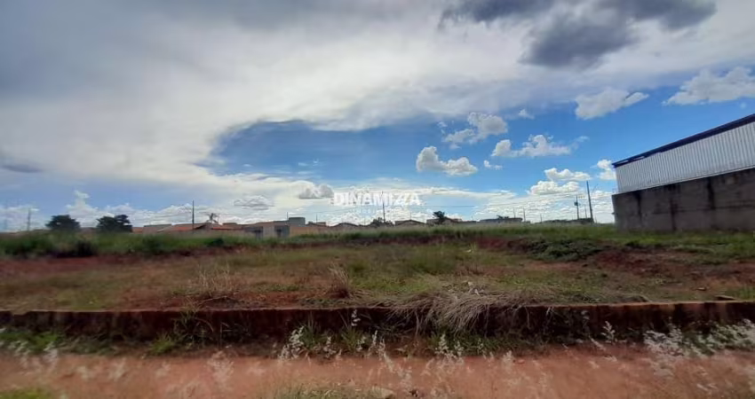 Terreno a venda no Jardim Espanha