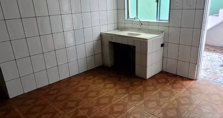 Casa 2 cômodos para locação- jardim campo verde - mauá-sp