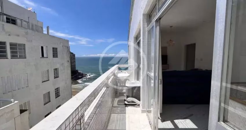 Lindo apartamento reformado em localização excelente em frente a praia das pitangueiras. com restaurantes, galerias e praças a beira mar. codigo: 121597