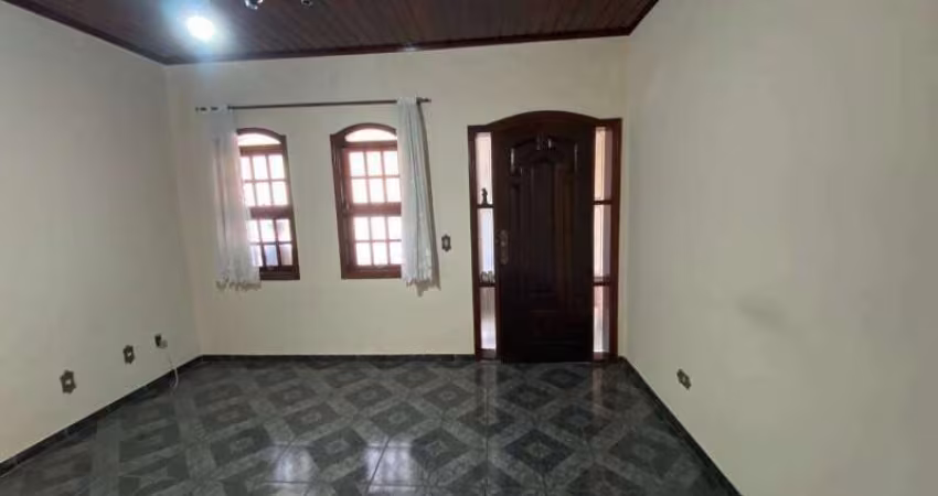 Casa alugar 3 quartos Padre Bento 160m2