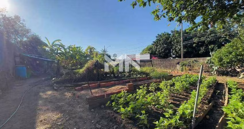 Terreno à venda no bairro Presidente Medici