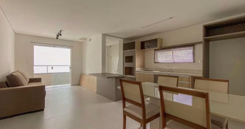 Apartamento para Venda em Blumenau, Garcia, 3 dormitórios, 1 suíte, 2 banheiros, 2 vagas