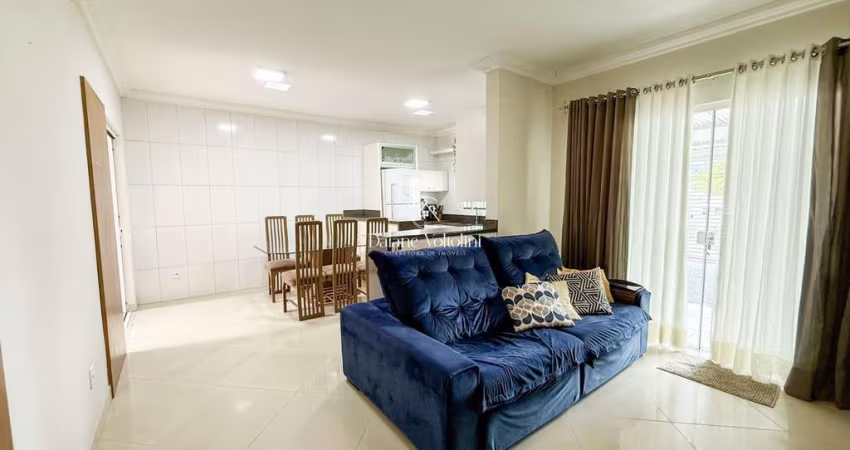 Casa para Venda em Blumenau, Água Verde, 3 dormitórios, 1 suíte, 2 banheiros, 2 vagas