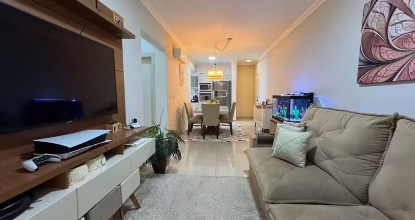 Apartamento para Venda em Blumenau, Garcia, 2 dormitórios, 1 suíte, 2 banheiros, 1 vaga