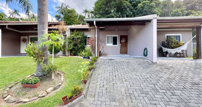 Casa para Venda em Blumenau, Água Verde, 2 dormitórios, 1 banheiro, 2 vagas