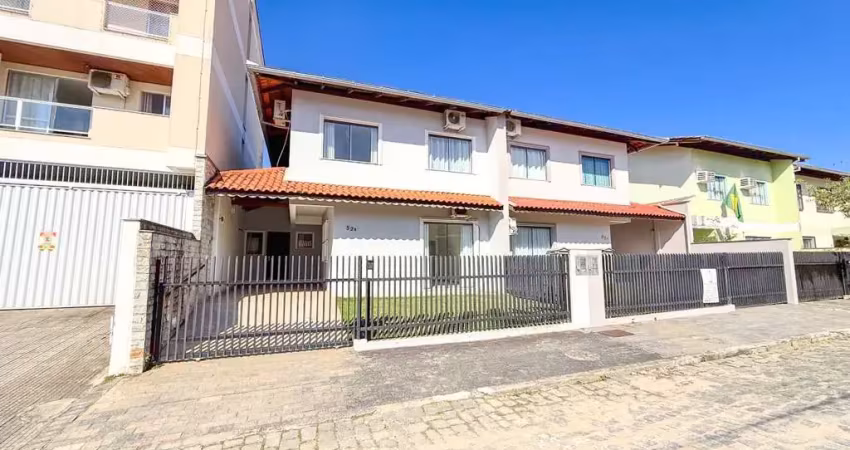 Casa para venda em blumenau, garcia, 3 dormitórios, 1 suíte, 3 banheiros, 2 vagas