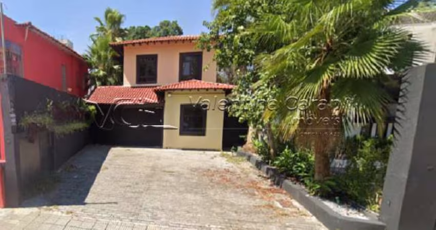 Casa comercial à venda em Pinheiros, São Paulo 