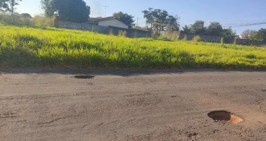 Vendo area com 3900 metros quadrados em jardim imperial - aparecida de goiânia - go
