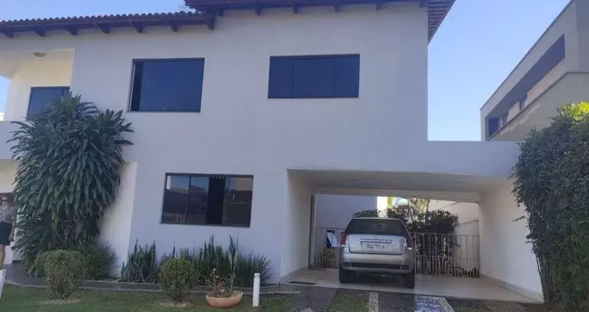 Vendo sobrado com 5 quartos 2 suites, 320 metros no jardins madri