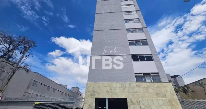 lindo apartamento mobiliado no centro com 3 quartos uma suíte edifício Florença