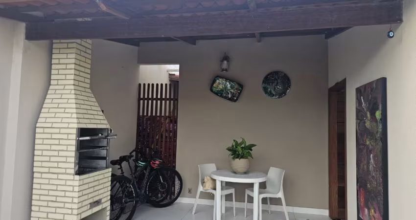 CASA NOVA E MOBILIADA EM CONDOMÍNIO - OPORTUNIDADE