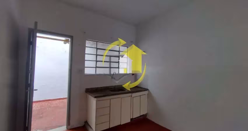Casa com 2 quartos para alugar no Quarta Parada, São Paulo 
