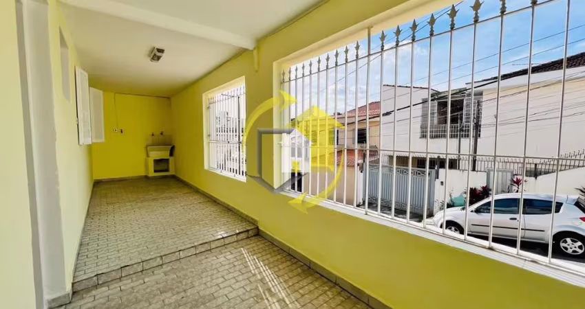CASA TÉRREA - VILA INVERNADA - 1 DORM. - 1 VAGA - 850M DO SHOPPING