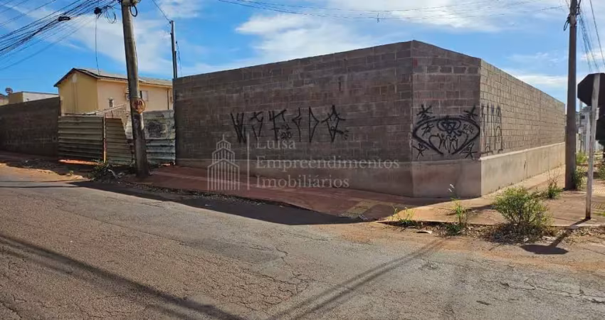 Terreno à venda na Rua Tenente Lira, Jardim Seminário, Campo Grande