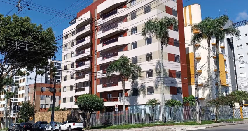 Apartamento 3 quartos no Água Verde. 109 m2 área útil. Acabamento primoroso.
