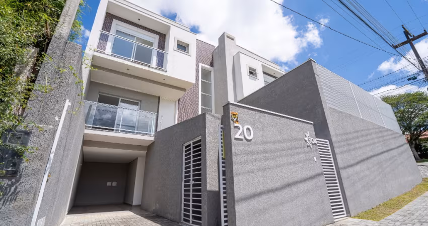 Sobrado Triplex novo, 155 m2 área útil, 3 quartos (1 suite), Região Nobre São Brás (Orleans).