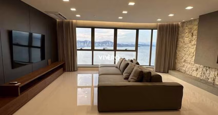 Apartamento no Edifício Yachthouse em Balneário Camboriú com 5 dormitórios