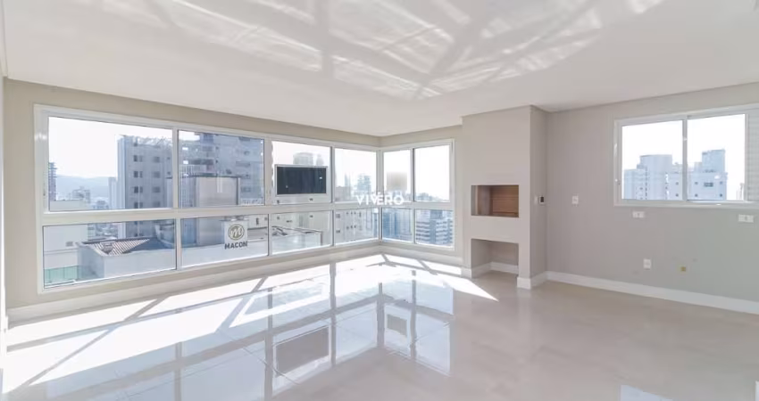 Andar alto no Biarritz Residence, construtora Macon, novo sem uso com 04 suítes