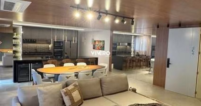 Apartamento de 3 suítes na Praia Brava de Itajaí