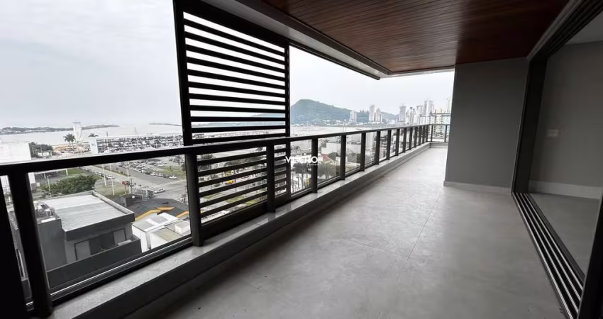 Apartamento alto padrão com 3 suítes no centro de Itajaí