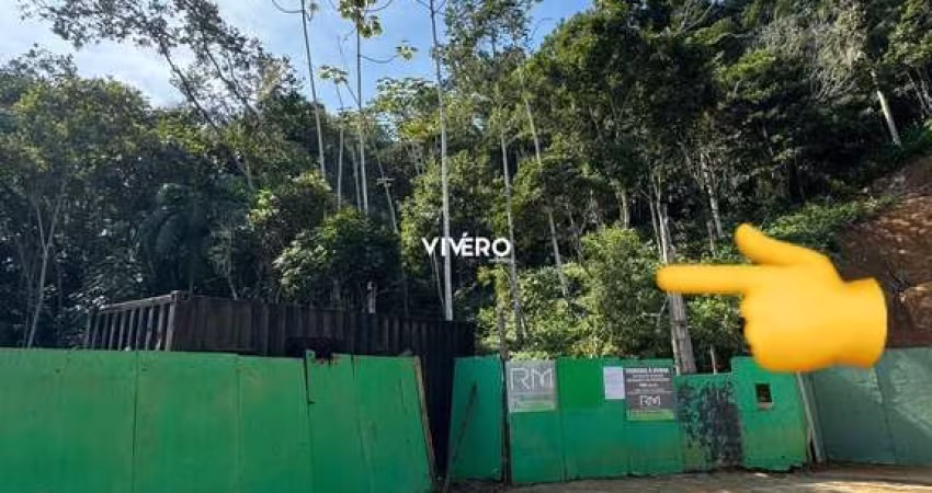 Oportunidade única para adquirir um terreno exclusivo em um dos mais prestigiado