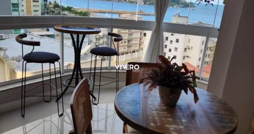 Apartamento à 50 metros do mar em Itapema com dormitórios