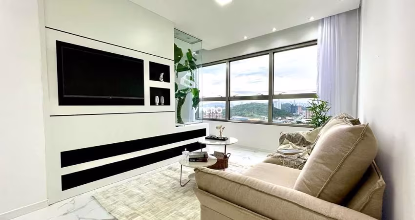 Apartamento com 2 dormitórios na Praia Brava em Itajaí