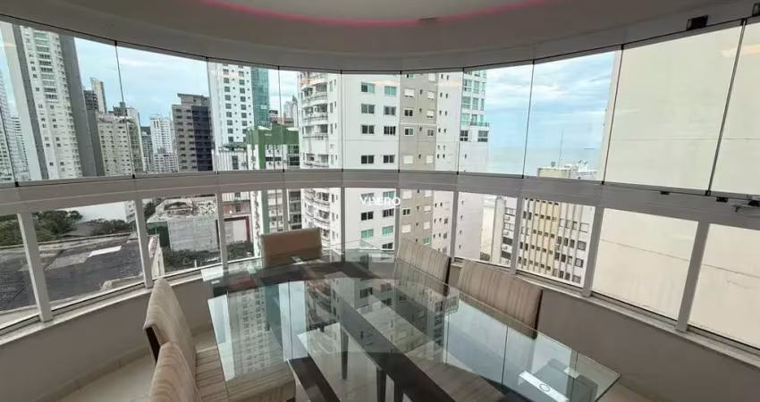 Apartamento com 3 suítes no Centro de Balneário Camboriú