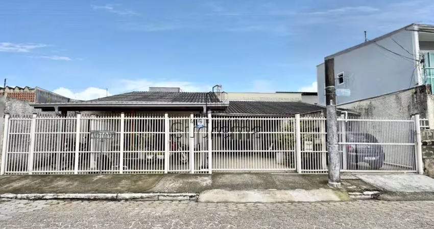 Casa com 3 quartos à venda na Rua Zacarias de Souza, 22, Marui, Itajaí