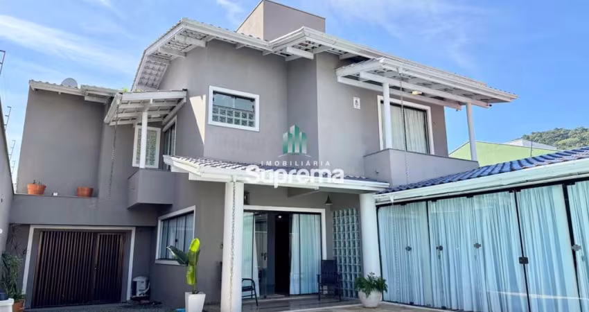 Casa na ressacada, Carvalho, Itajaí - SC