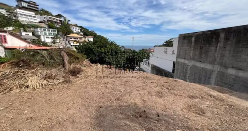 Vendo magnífico terreno no joá, na rua pantoja leite, localização privilegiada, vista deslumbrante mar, com 1.100m². fernando brandão imóveis