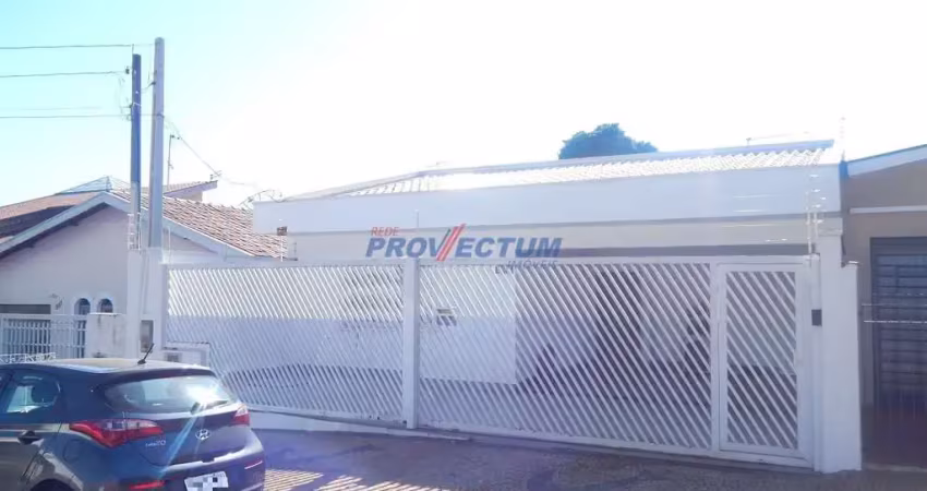 Casa com 3 quartos à venda na Rua Presidente Wenceslau, 595, Jardim Flamboyant, Campinas