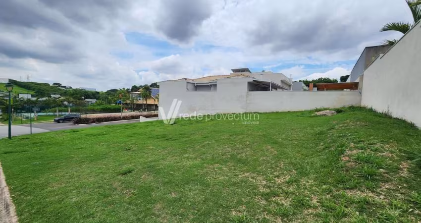 Terreno em condomínio fechado à venda na Avenida Paulo Roberto Russo Pedroso, s/n°, Swiss Park, Campinas