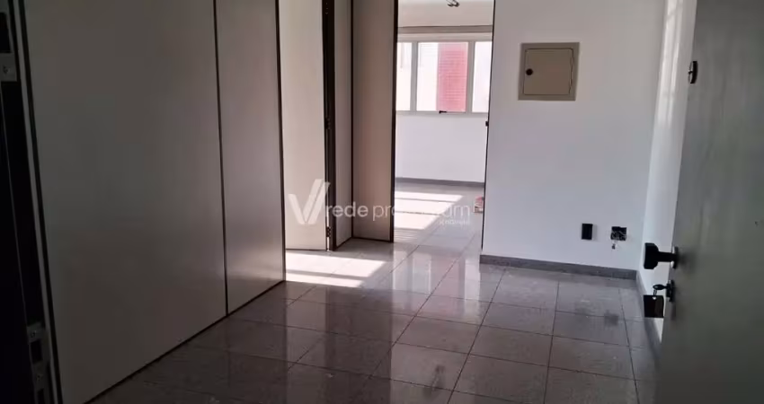 Sala comercial para alugar na Rua José Paulino, 416, Centro, Campinas