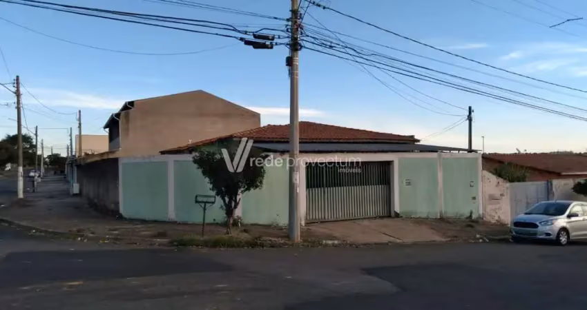 Casa com 3 quartos à venda na Vila Aeroporto I, Campinas 