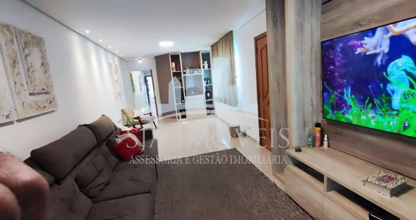 Casa de alto padrão disponível para venda ou locação no bairro Jardim Têxtil, próximo à futura estação Santa Isabel linha verde do Metrô.