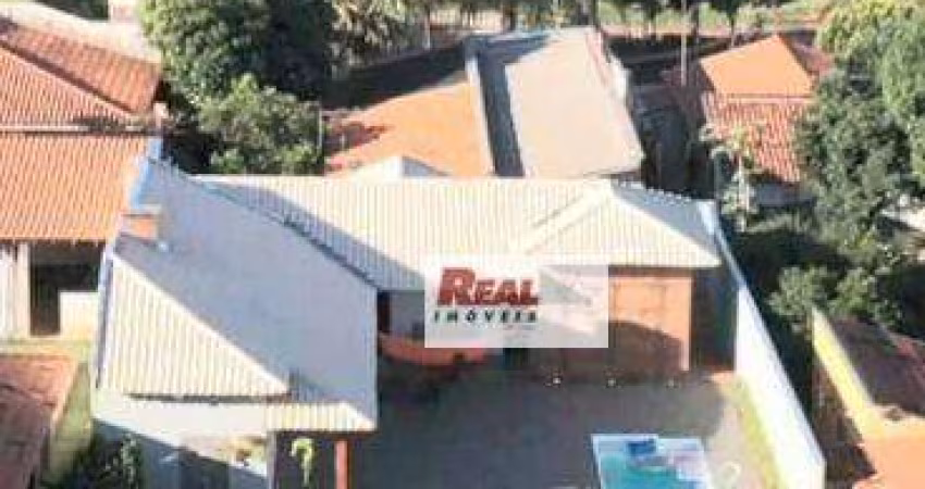 Rancho com 3 dormitórios à venda, 160 m² por R$ 590.000 - Condomínio Residencial Itapoã - Santo Antônio do Aracanguá/SP