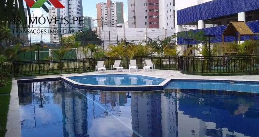 Apartamento a venda no Bairro de Piedade: 2 Quartos, Varanda, andar Alto, Sala dois ambientes, com estrutura de Lazer de Condomínio Clube, com Fitness