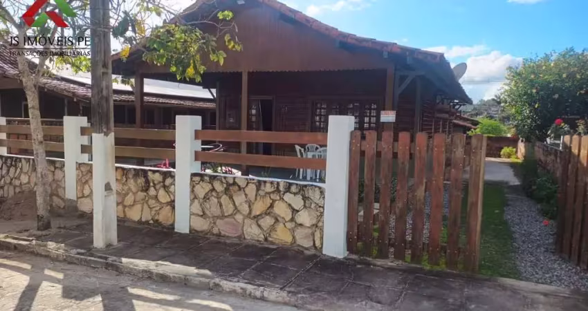 Aluguel de casa em gravatá-pe  3 quartos, 1 suíte, 2 salas, 2 banheiros, 3 vagas de garagem  bairro porta florada  80m² de área